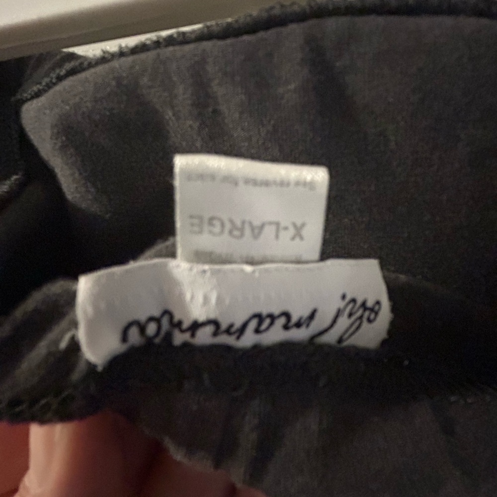 Maternity Leggings - Picture 3 of 3
